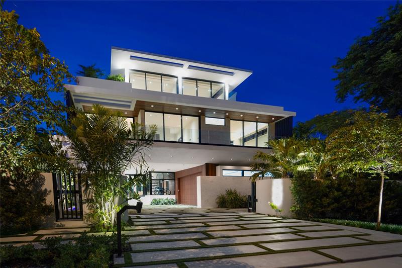 1721 SE 11th Street Fort Lauderdale FL 33316