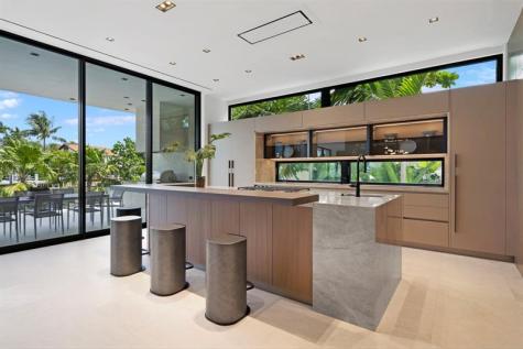 1721 SE 11th Street Fort Lauderdale FL 33316