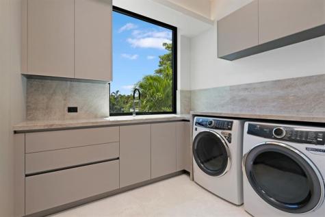 1721 SE 11th Street Fort Lauderdale FL 33316