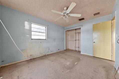 5669 S 35th Court Greenacres FL 33463