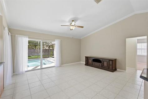 392 NW 113th Terrace Coral Springs FL 33071