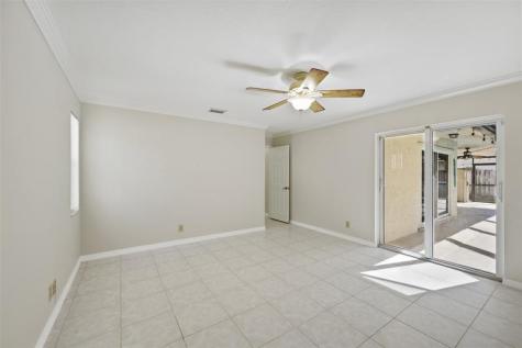 392 NW 113th Terrace Coral Springs FL 33071