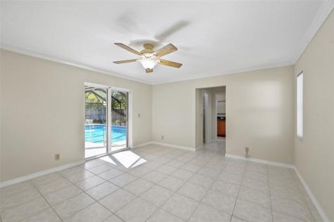 392 NW 113th Terrace Coral Springs FL 33071