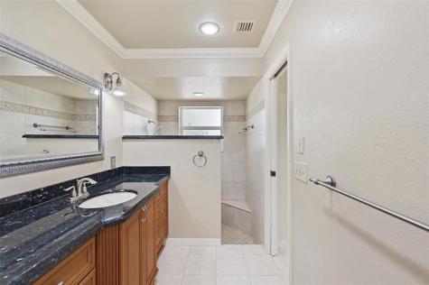 392 NW 113th Terrace Coral Springs FL 33071