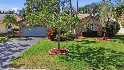 392 NW 113th Terrace Coral Springs FL 33071