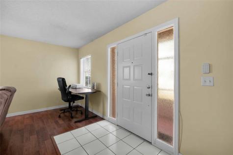 5227 NW 96th Avenue Sunrise FL 33351
