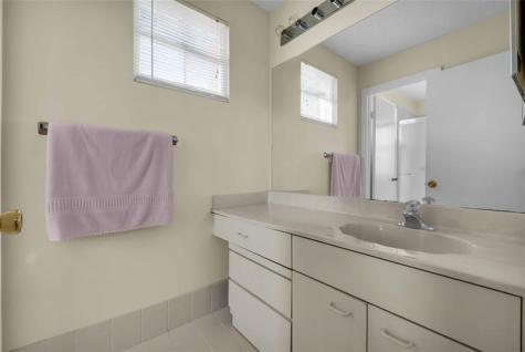 5227 NW 96th Avenue Sunrise FL 33351