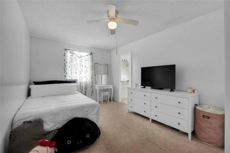 5227 NW 96th Avenue Sunrise FL 33351