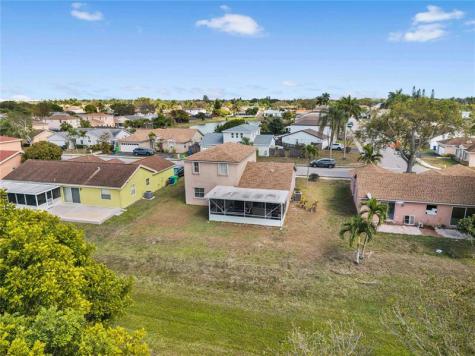 5227 NW 96th Avenue Sunrise FL 33351