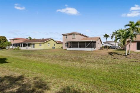 5227 NW 96th Avenue Sunrise FL 33351