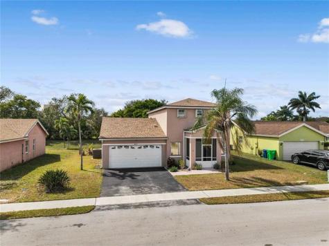 5227 NW 96th Avenue Sunrise FL 33351
