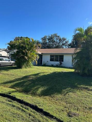 461 SW Byron Street Port St Lucie FL 34983