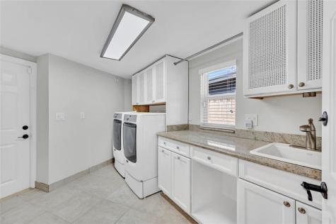 2100 Manatee Drive Fort Lauderdale FL 33316