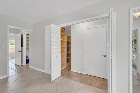 2100 Manatee Drive Fort Lauderdale FL 33316