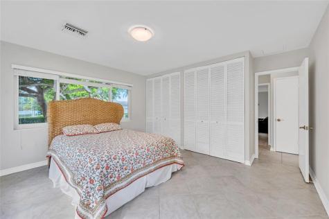 2100 Manatee Drive Fort Lauderdale FL 33316