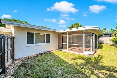 2100 Manatee Drive Fort Lauderdale FL 33316