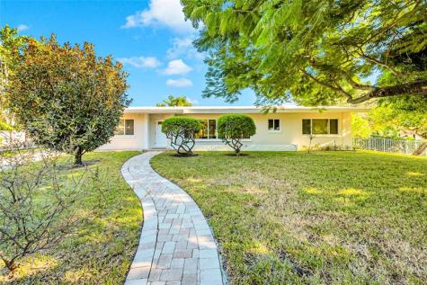 2100 Manatee Drive Fort Lauderdale FL 33316