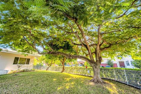 2100 Manatee Drive Fort Lauderdale FL 33316