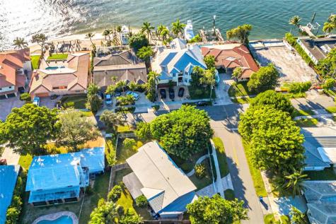 2100 Manatee Drive Fort Lauderdale FL 33316