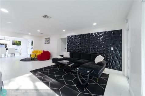 131 NW 72nd Way Hollywood FL 33024