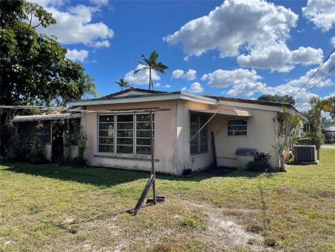 3471 SW 15 Court Fort Lauderdale FL 33312