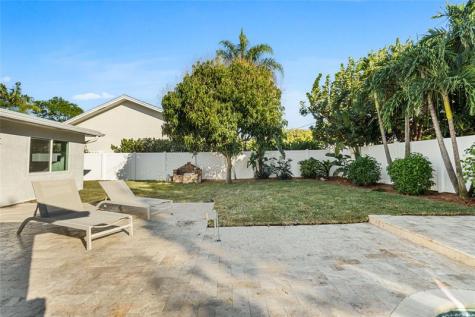 2830 NE 46th Street Lighthouse Point FL 33064