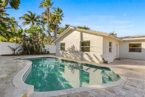 2830 NE 46th Street Lighthouse Point FL 33064