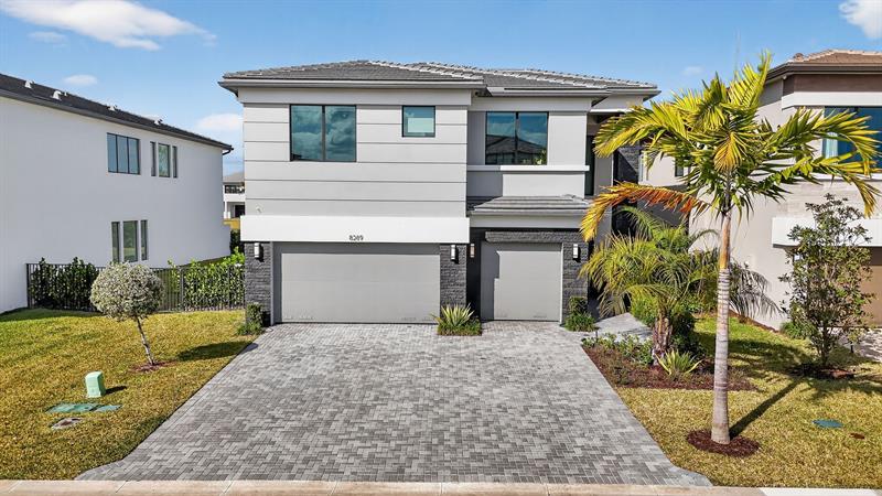 8289 Royal County Down Road Boca Raton FL 33434