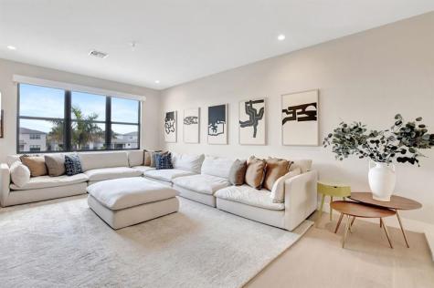 8289 Royal County Down Road Boca Raton FL 33434