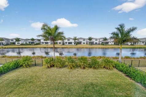 8289 Royal County Down Road Boca Raton FL 33434