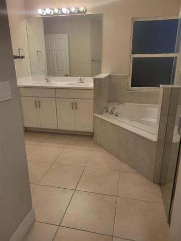 2019 SW Bellevue Avenue Port St Lucie FL 34953