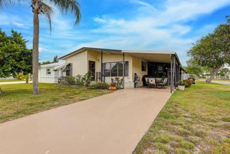 14400 Isla Flores Fort Pierce FL 34951