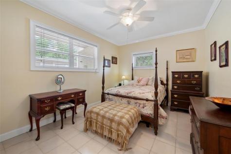 2870 NE 26th Street Fort Lauderdale FL 33305