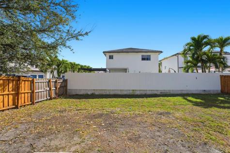 15464 SW 18th Lane Miami FL 33185