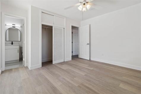 7040 SW 16th Street Pembroke Park FL 33023