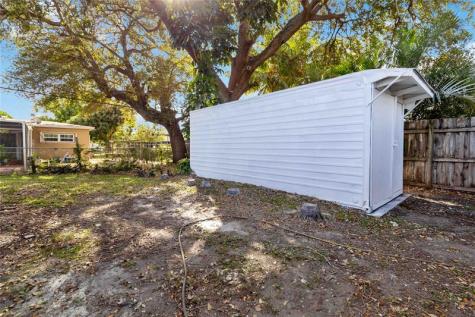 7040 SW 16th Street Pembroke Park FL 33023