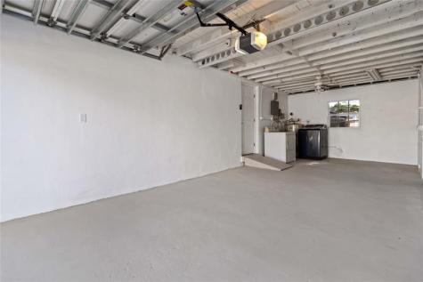 7040 SW 16th Street Pembroke Park FL 33023