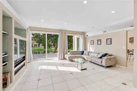 659 NW 88th Drive Coral Springs FL 33071