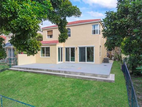 659 NW 88th Drive Coral Springs FL 33071