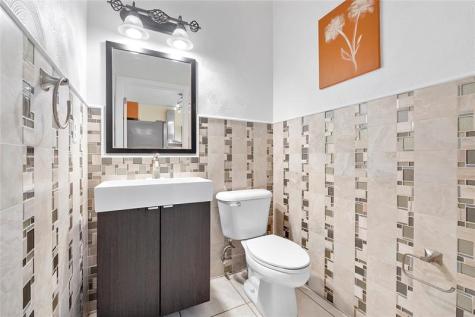 659 NW 88th Drive Coral Springs FL 33071