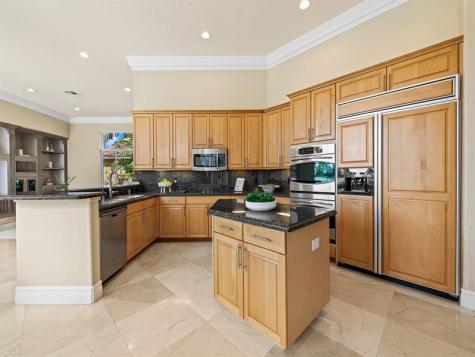 2579 Mayfair Lane Weston FL 33327
