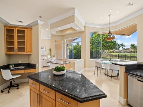 2579 Mayfair Lane Weston FL 33327