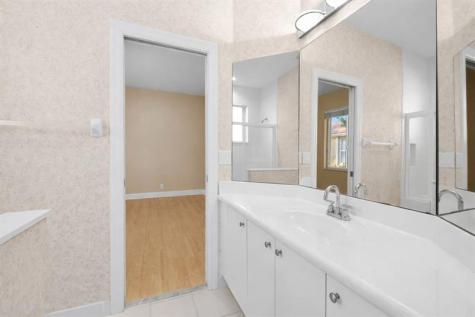 2579 Mayfair Lane Weston FL 33327