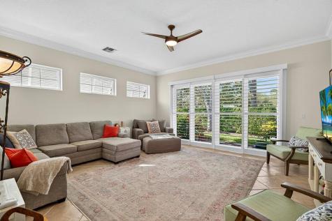 2116 Autumn Lane Vero Beach FL 32963