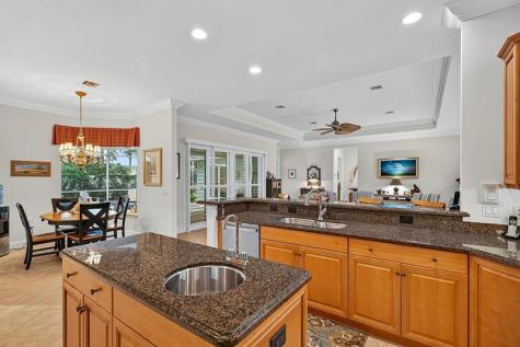 2116 Autumn Lane Vero Beach FL 32963