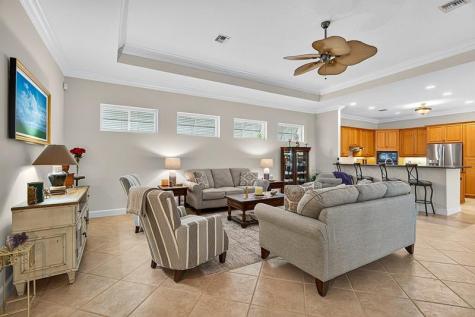 2116 Autumn Lane Vero Beach FL 32963