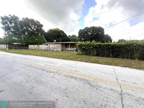 314 N 21st Street Fort Pierce FL 34950