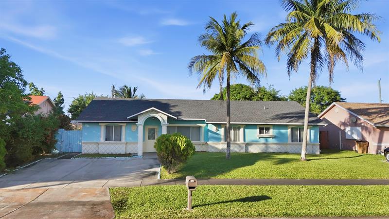 561 NE 38th Street Deerfield Beach FL 33064
