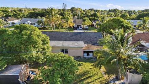 561 NE 38th Street Deerfield Beach FL 33064