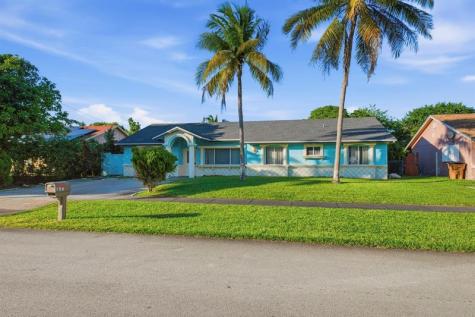 561 NE 38th Street Deerfield Beach FL 33064